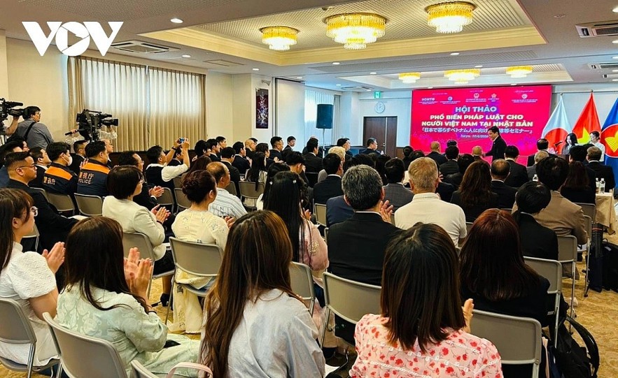 The Embassy of Vietnam in Japan holds a legal awareness seminar in Tokyo to support Vietnamese nationals living, studying and working in Japan.