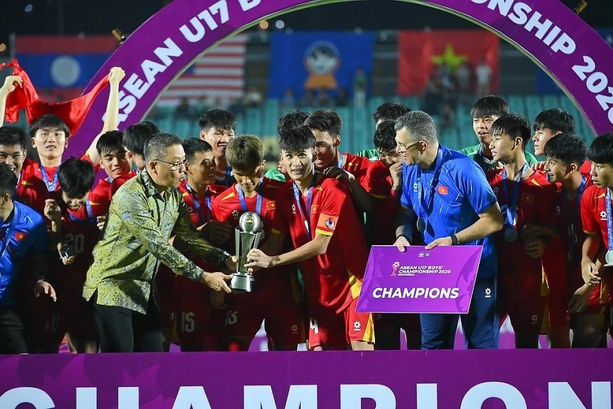 Vietnamese players clinch ASEAN U17 Boys' Chamionship title on April 24, 2026. (Photo: VFF)