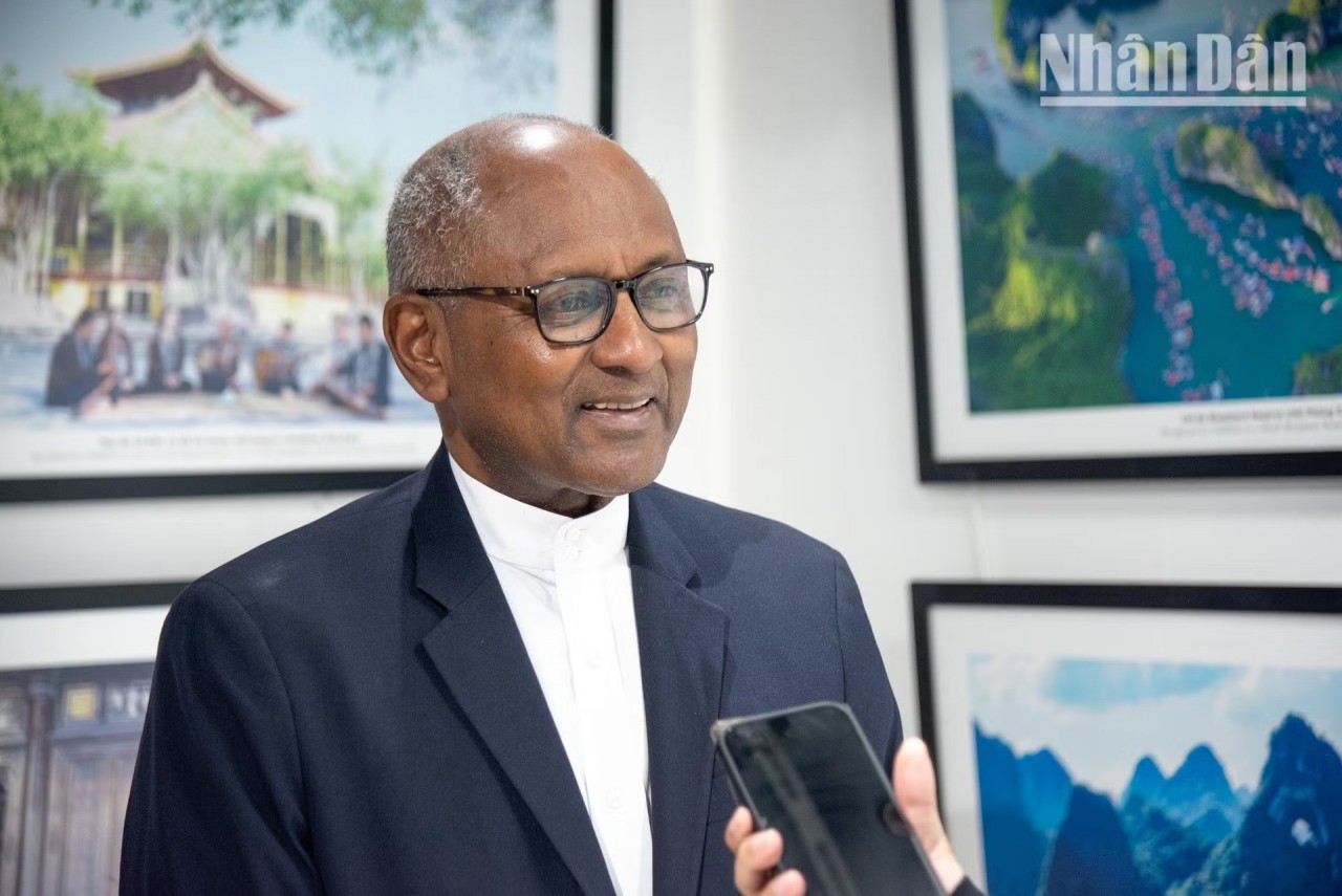 Hung Kings’ Commemoration Day Through the Eyes of International Friends: Solemnity and Community Cohesion