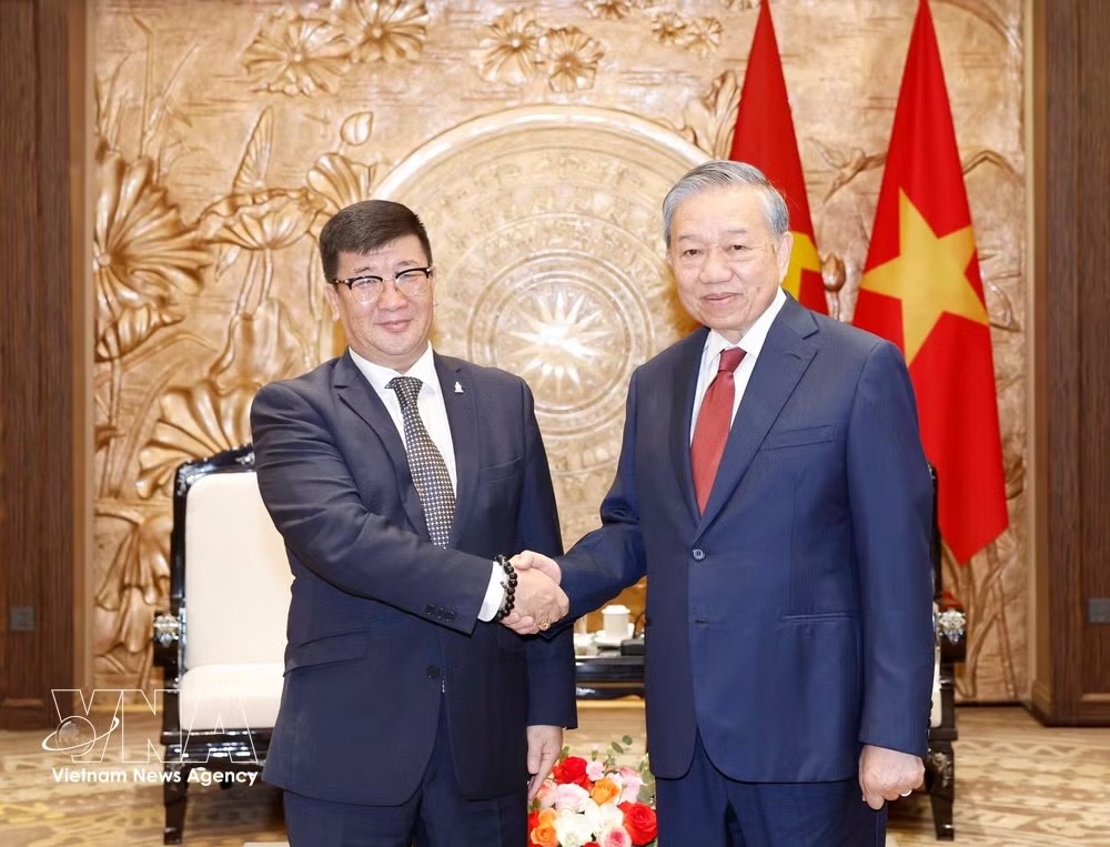 Vietnam News Today (Apr. 29): Mongolia Always Values Ties With Vietnam