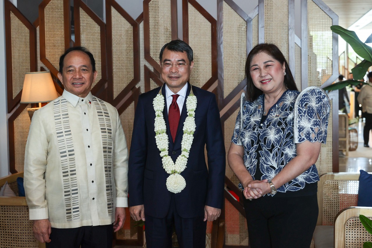 Vietnam News Today (May 8): Prime Minister Arrives in Cebu for ASEAN Summit