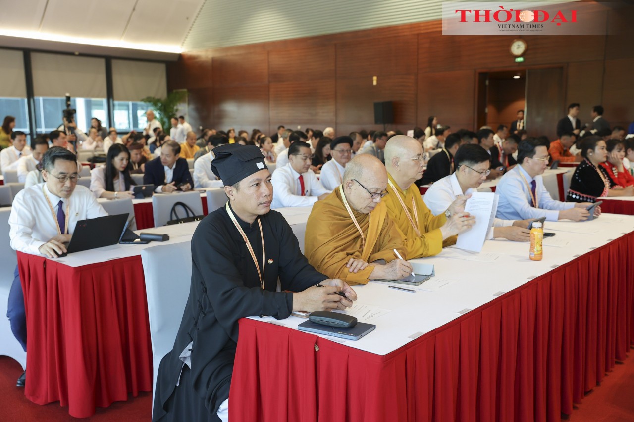 Proposal to Enhance Overseas Vietnamese Resources and Improve Effectiveness of People-to-People Diplomacy