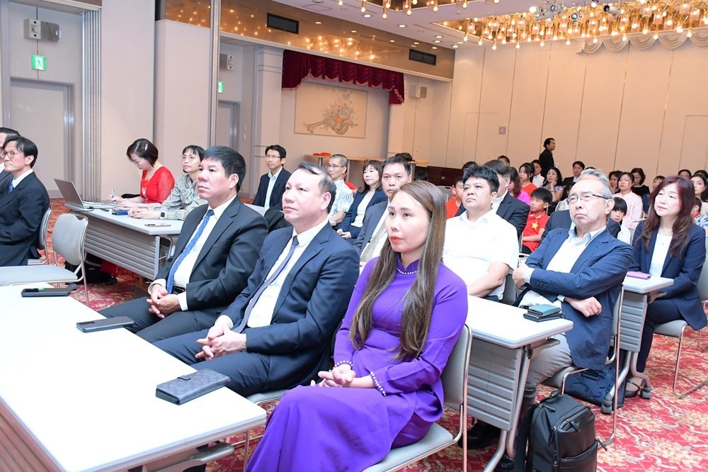 Scene from the ceremony. (Photo: baovanhoa.vn). Scene from the ceremony. (Photo: baovanhoa.vn).