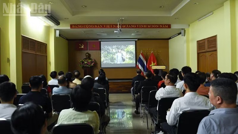 Overseas Vietnamese Commemorate the 136th Birth Anniversary of President Ho Chi Minh Overseas Vietnamese Commemorate the 136th Birth Anniversary of President Ho Chi Minh