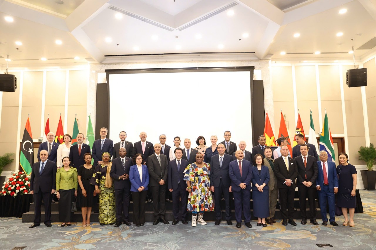 Vietnam Seeks to Deepen Friendship with Africa