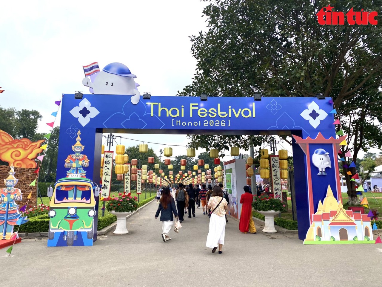 Shaping New Milestone for Vietnam-Thailand Comprehensive Strategic Partnership Shaping New Milestone for Vietnam-Thailand Comprehensive Strategic Partnership