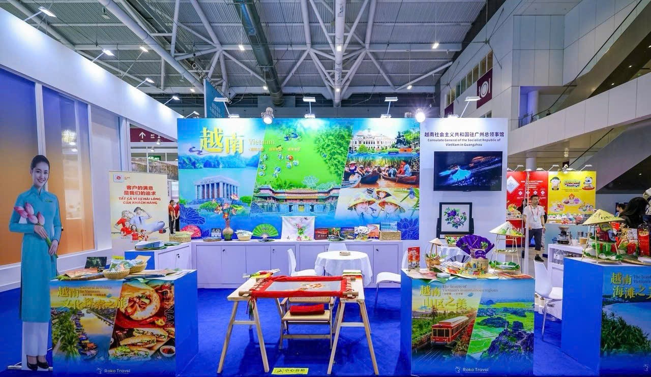 The Vietnam Cultural Space at the exhibition. (Photo: Consulate General of Vietnam in Guangzhou)