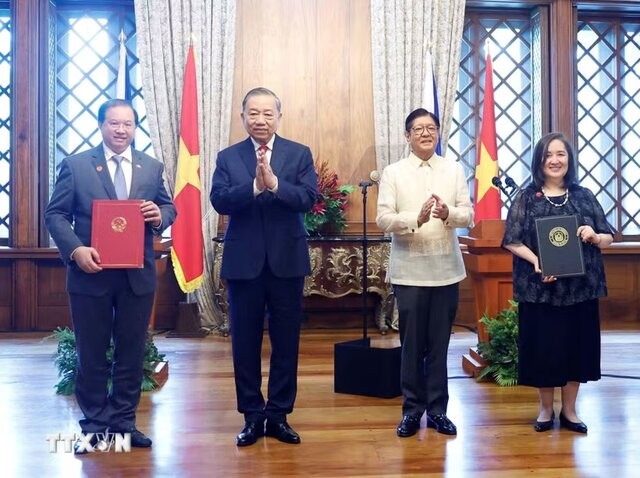 Viet Nam, Philippines Upgrade Relations to Enhanced Strategic Partnership
