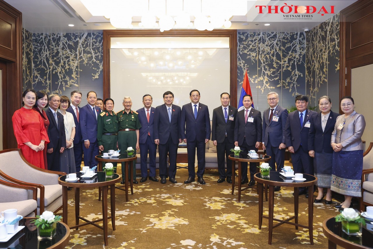 Prime Minister Sonexay Siphandone: Laos Gives Top Priority to Relations with Vietnam Prime Minister Sonexay Siphandone: Laos Gives Top Priority to Relations with Vietnam