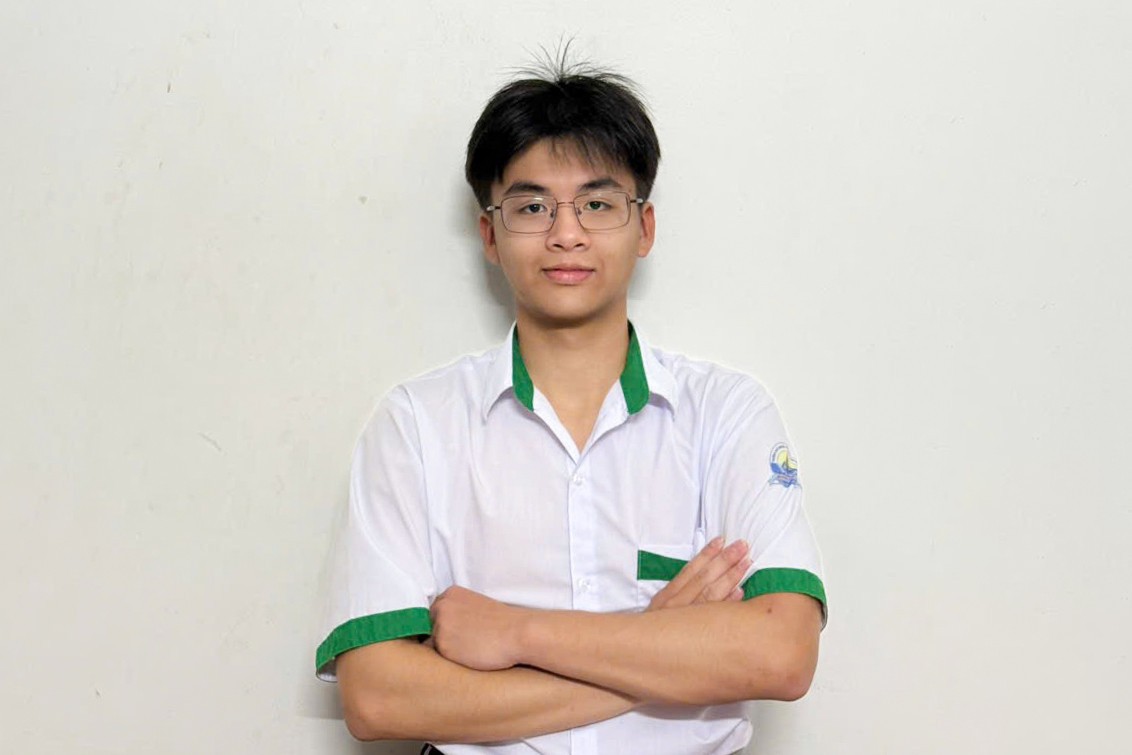 Nguyen Quang Bao has successfully secured a study-abroad scholarship from the University of Connecticut.