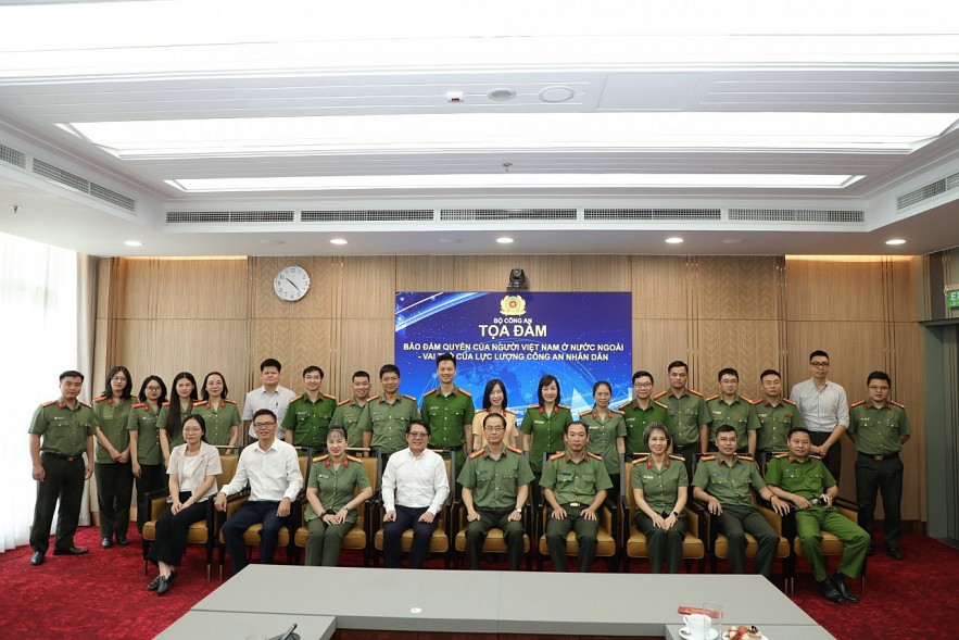 People's Public Security Force - Ensuring the Rights of Vietnamese Citizens Abroad