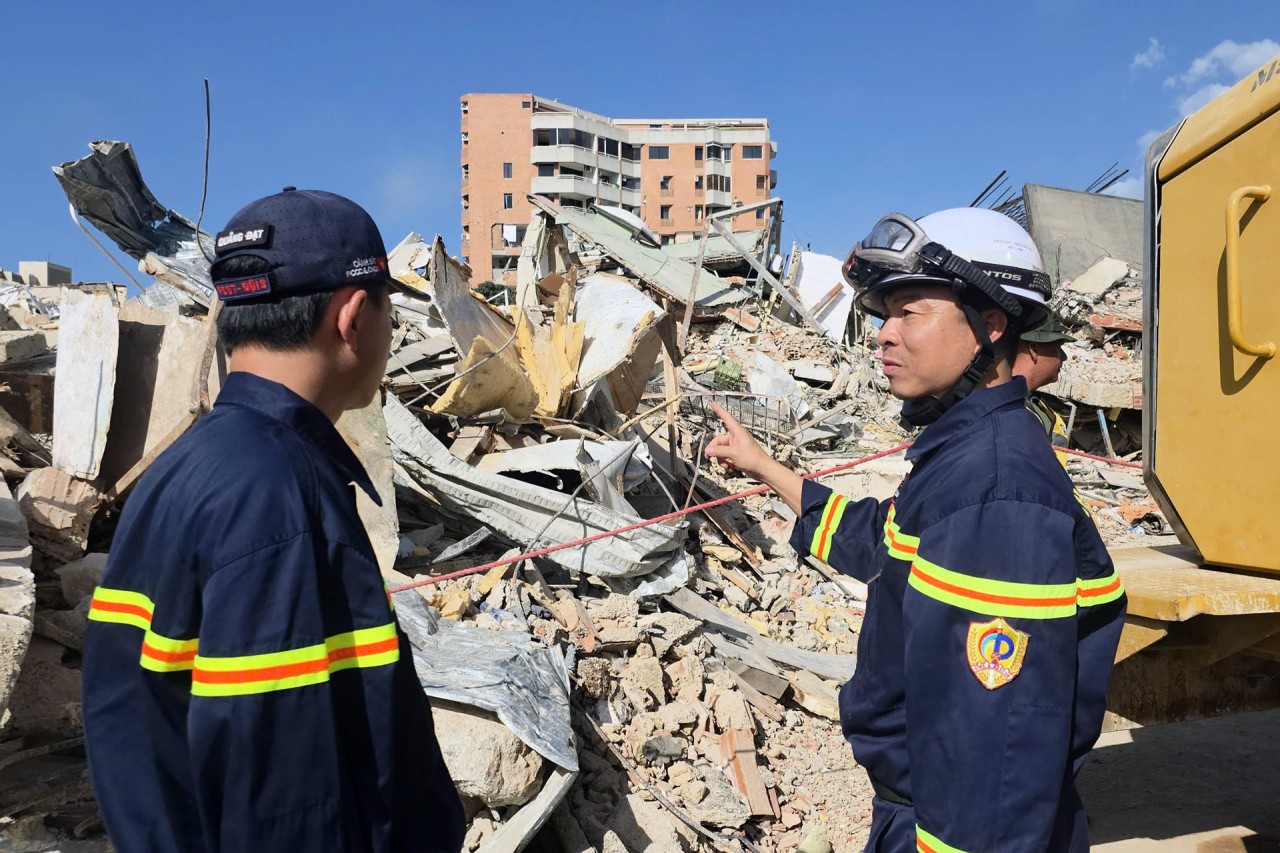 The delegation has been fully equipped with specialized tools and equipment for search-and-rescue operations involving collapsed structures. (Photo: Ministry of Public Security)