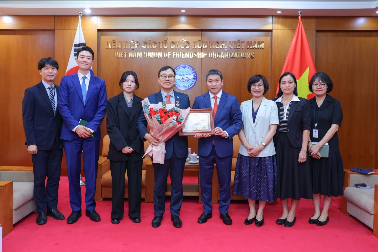 Ambassador Choi Young Sam Awarded “For Peace and Friendship Among Nations” Medal