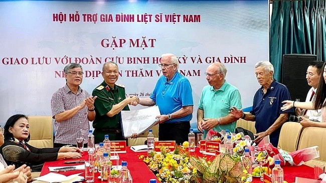 Two US Veterans on Mission to Bring Vietnam’s Fallen Soldiers Home