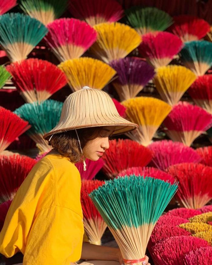 Hue’s traditional craft villages turn colorful as Tet approaches