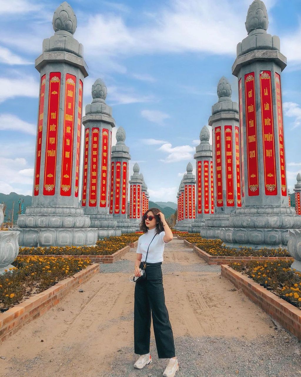 The world’s largest pagoda in Vietnam offers stunning check-in corners