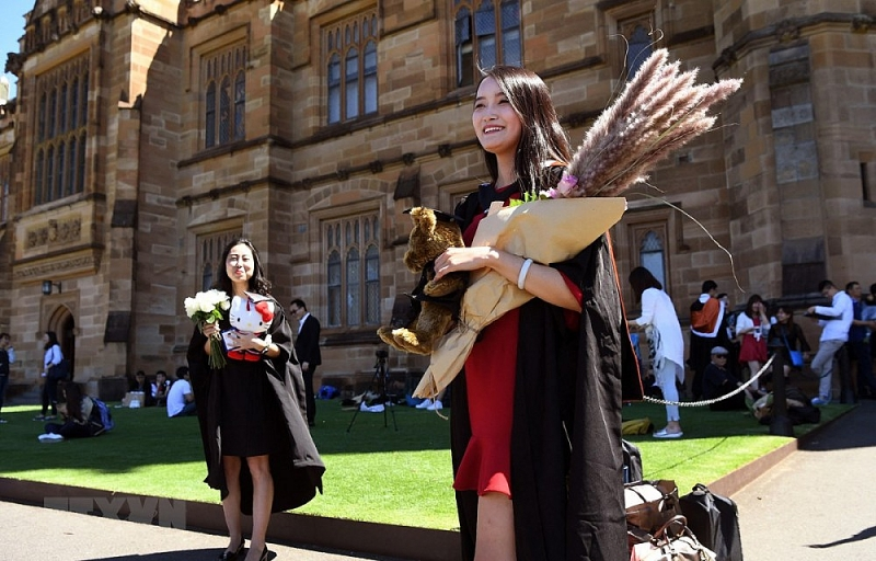 Vietnam ranks fourth in number of international students studying in Australia 2020