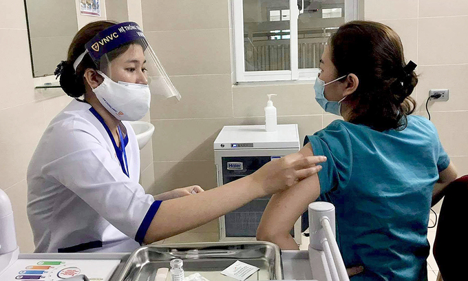 more 20000 astrazeneca covid 19 vaccine doses allocated to hanoi hospitals