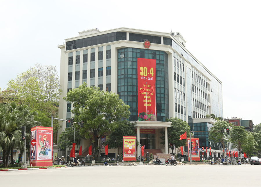 In Photos: Hanoi’s streets brilliantly adorned ahead of election day In Photos: Hanoi’s streets brilliantly adorned ahead of election day