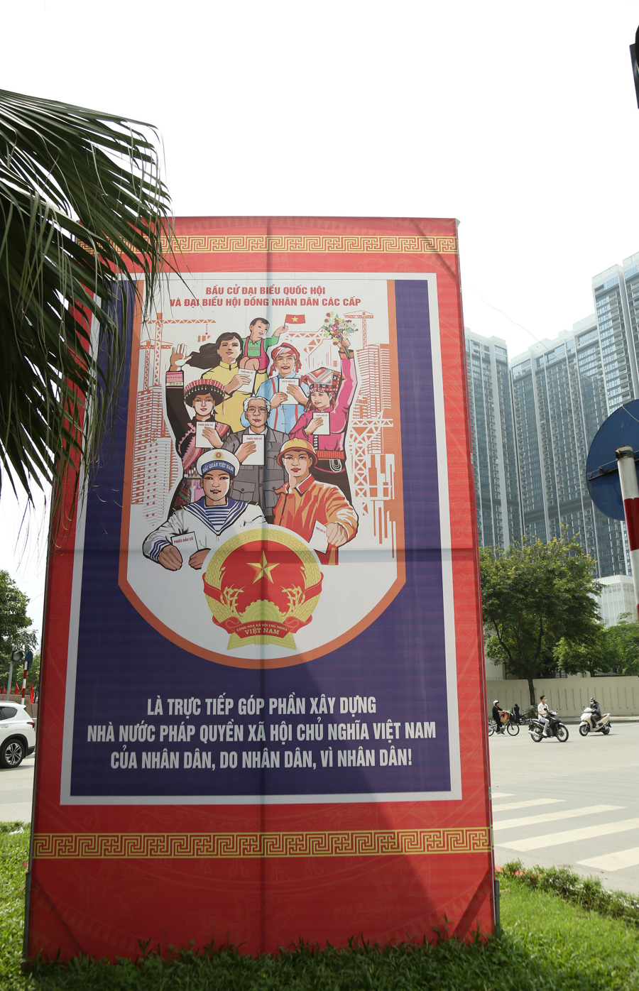 In Photos: Hanoi’s streets brilliantly adorned ahead of election day In Photos: Hanoi’s streets brilliantly adorned ahead of election day