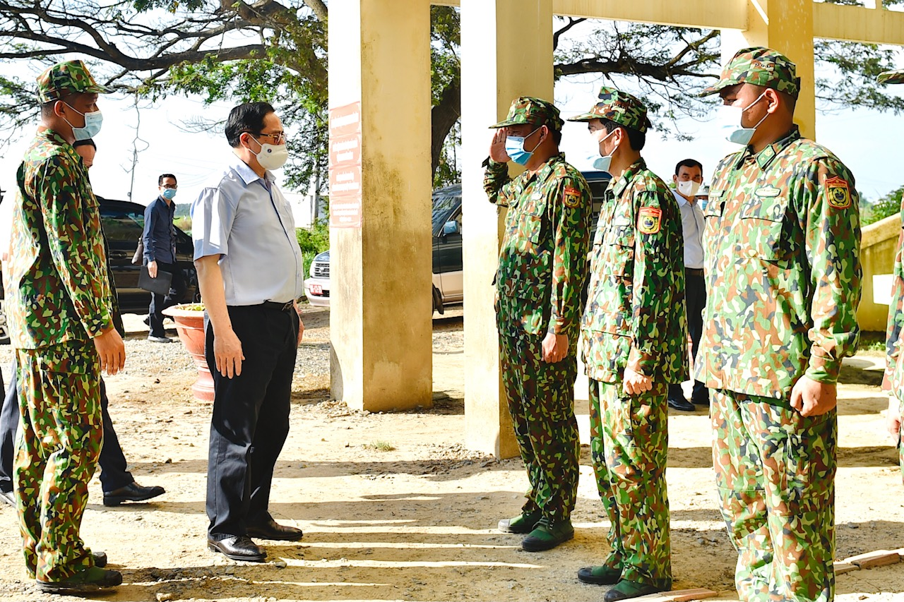 PM inspects Covid-19 prevention and control in southern border province