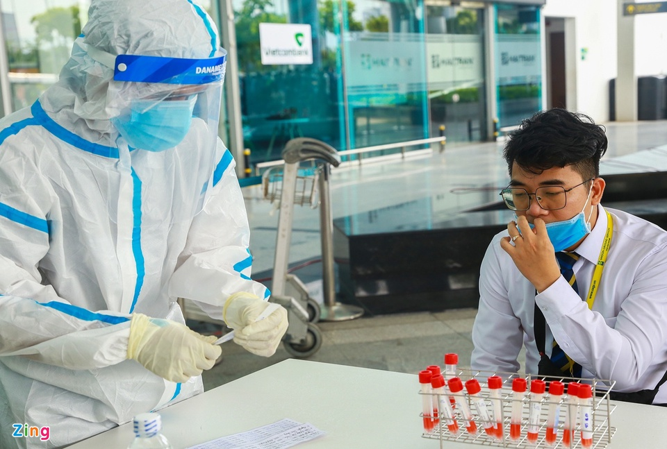 Over 2000 employees at Da Nang Airport tested for SARS-CoV-2