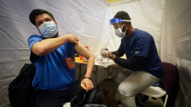 vietnamese in the united states more confident to go out after receiving covid 19 vaccines