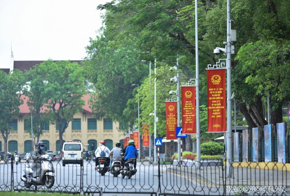 In Photos and video: Hanoi streets radiantly decorated ahead of Elections