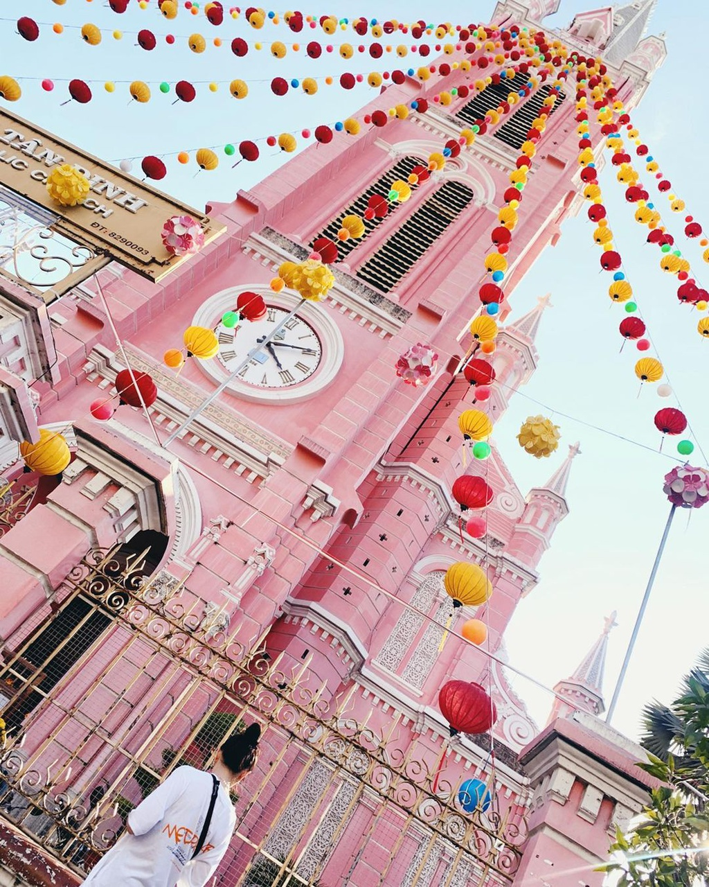 Hundred-year-old churches loved as stunning check-in sites in HCMC