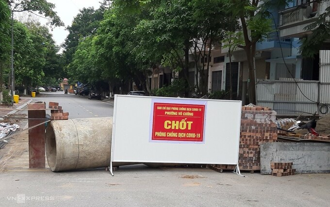 Over 100 Covid-19 checkpoints set up in Bac Ninh city