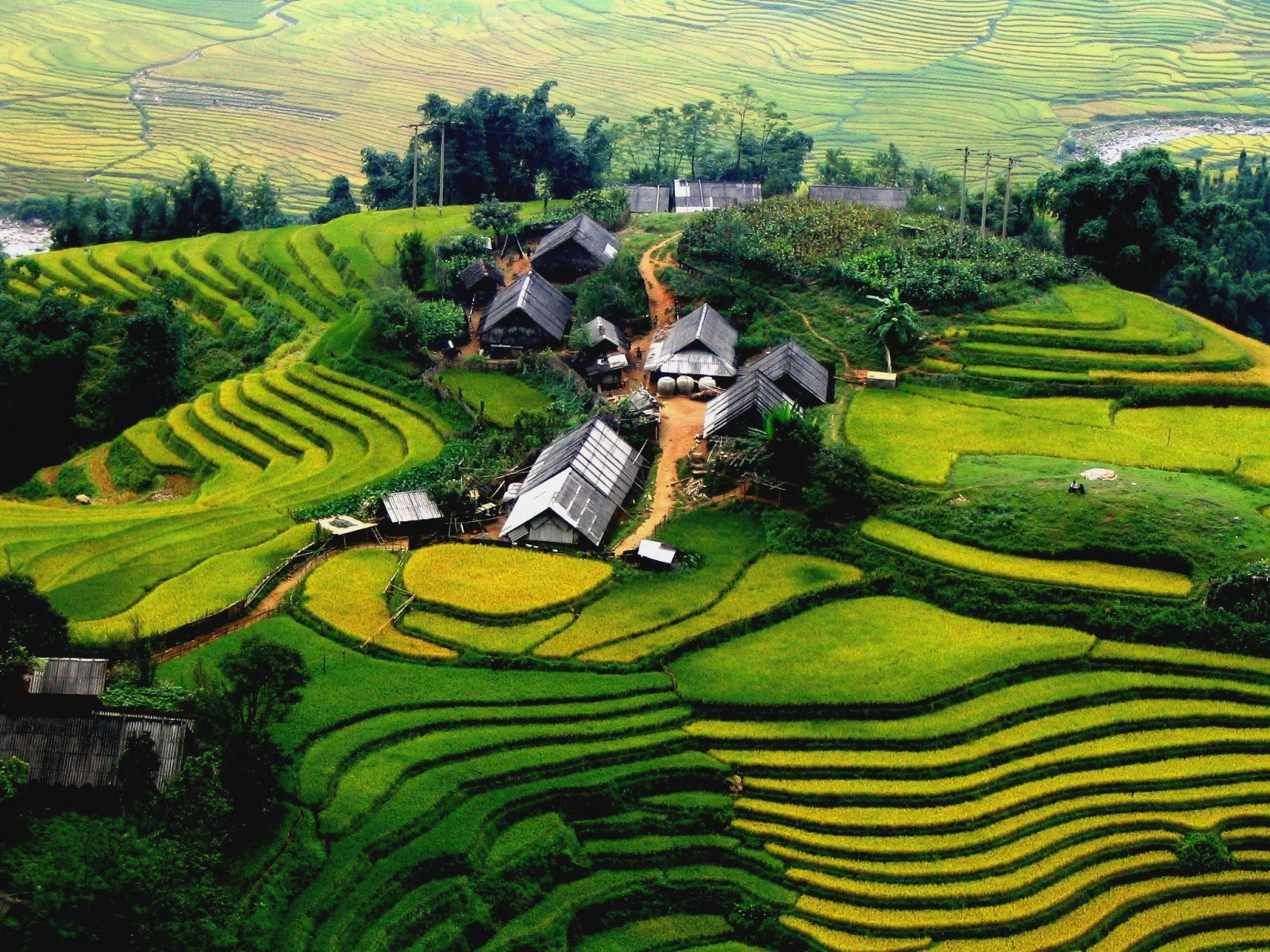Top Vietnamese destinations praised by international media Top Vietnamese destinations praised by international media