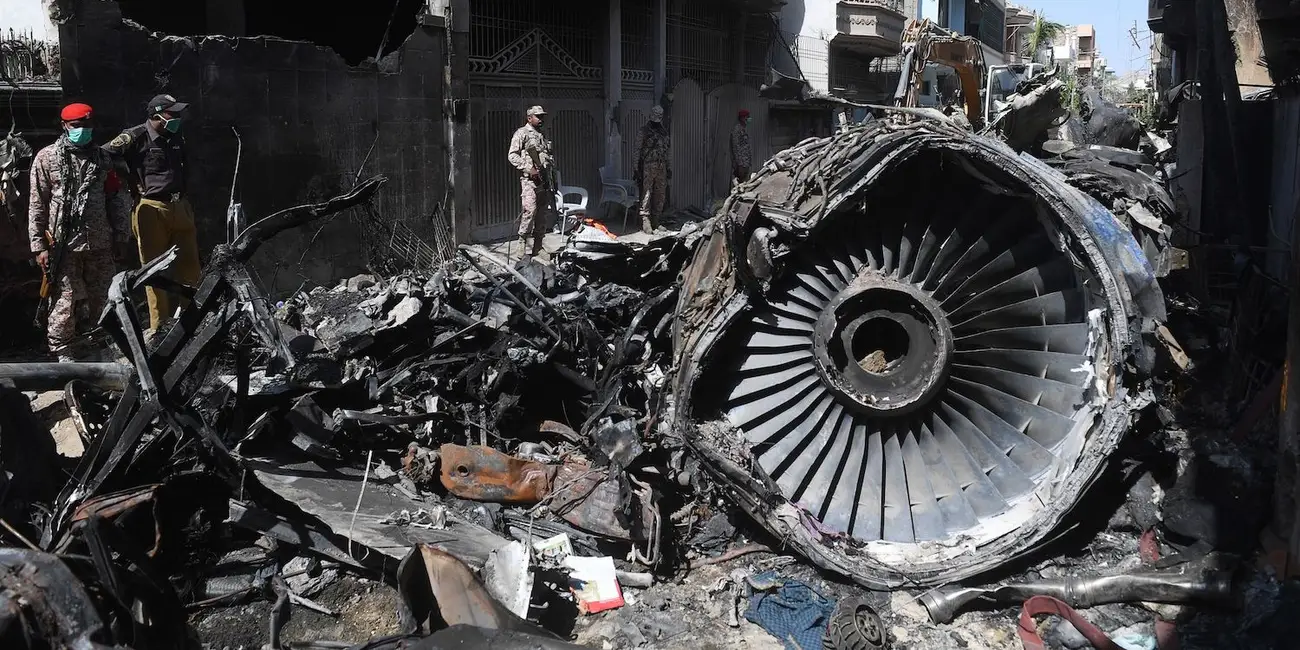 Vietnam suspends Pakistani pilots over fake license concerns vietnam suspends pakistani pilots over fake license concerns