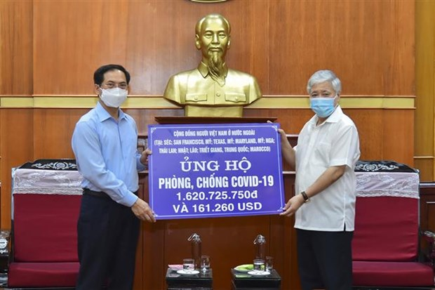 Overseas Vietnamese in Australia, United States support Covid-19 vaccine fund