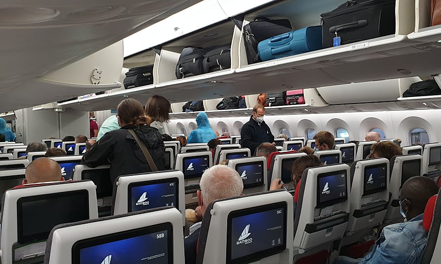 european diplomats businesspeople enter vietnam for investment activities