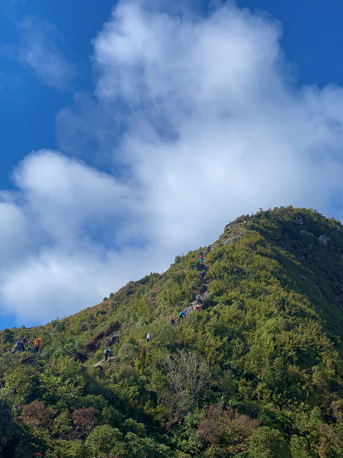 Ky Quan San: A challenging but imposing peak for adventure lovers