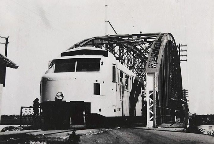 3611 87