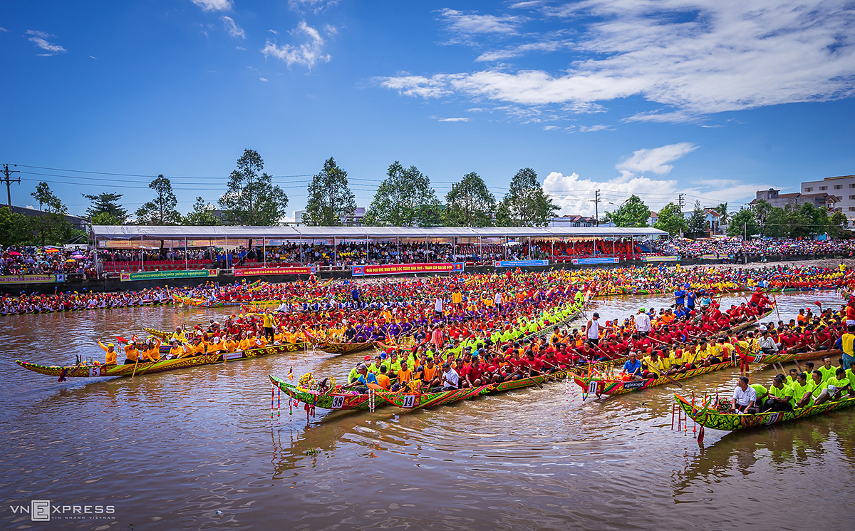 Boat-racing festival, a traditional cultural feature of Mekong Delta
