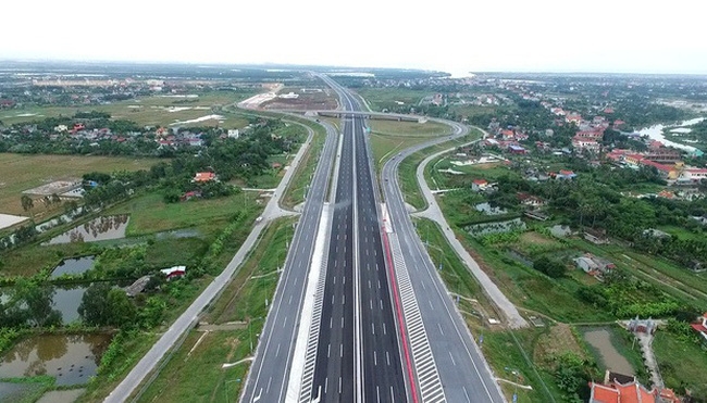 Vietnam targets to build 5,000 km highways by 2030