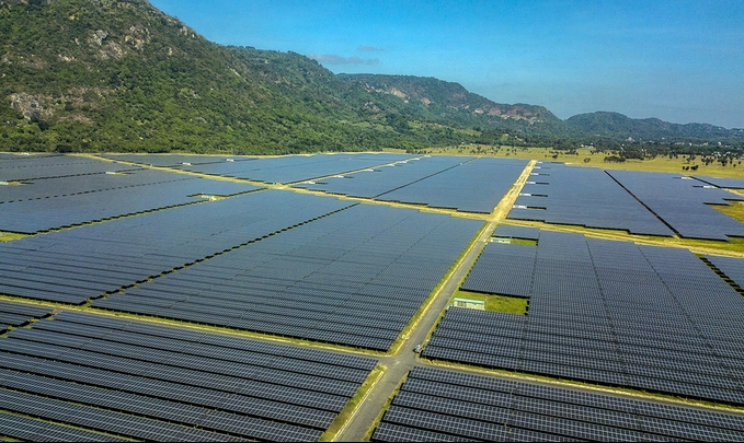 $261 million solar power plant brought into operation in Vietnam’s Western