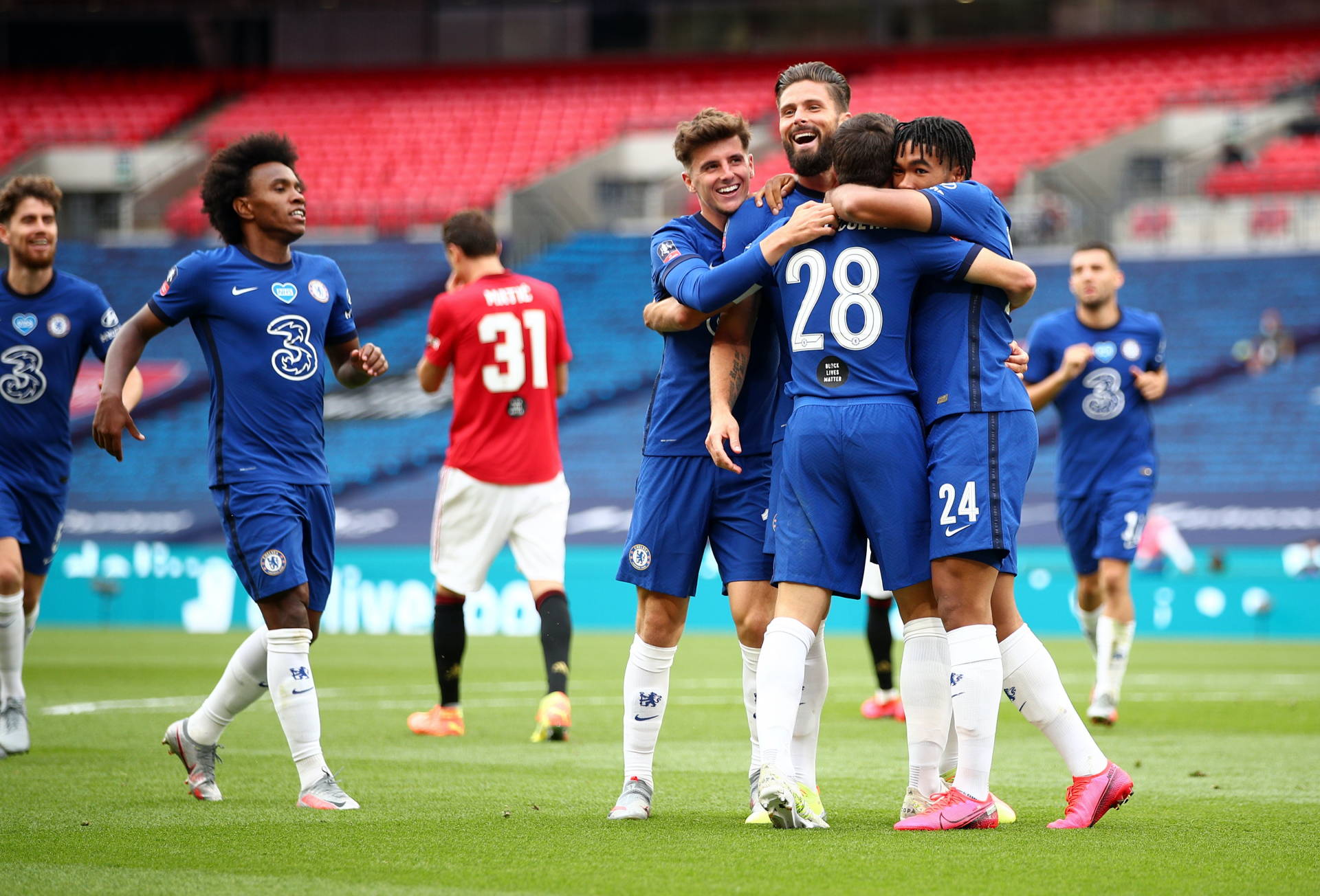 fa cup result man utd 1 chelsea 3 david de gea error helps chelsea book fa cup final clash with arsenal