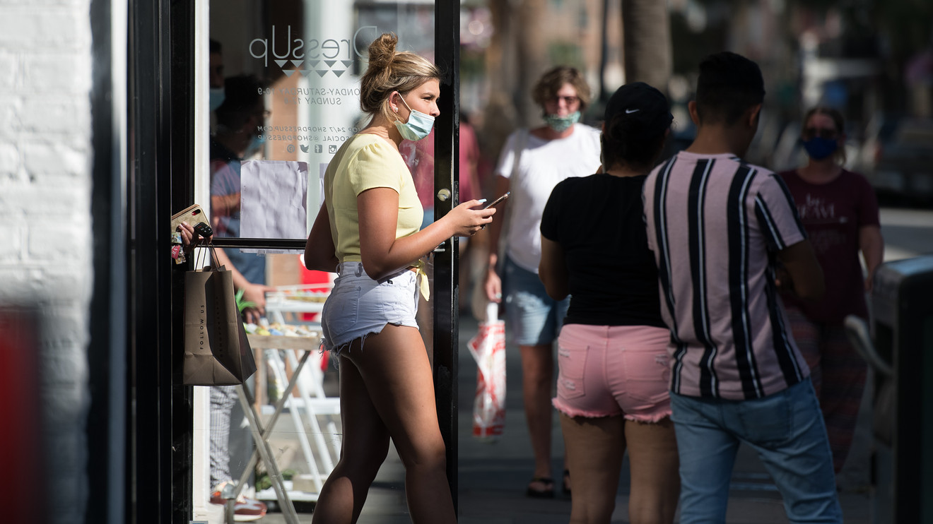 a big proportion fails to wear facemask in the right way