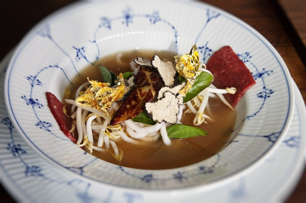 World’s most expensive bowls of Vietnamese Pho enlisted by foodlovers