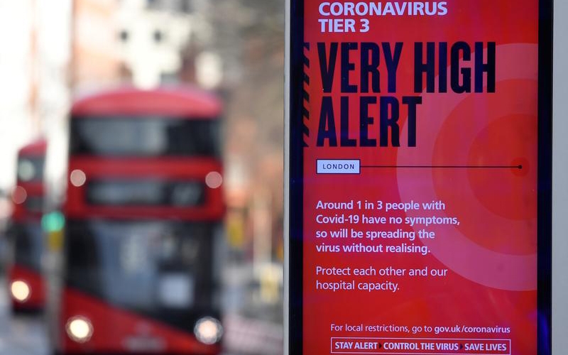 Vietnamese in UK on high alert but not afraid of new Covid-19 variant