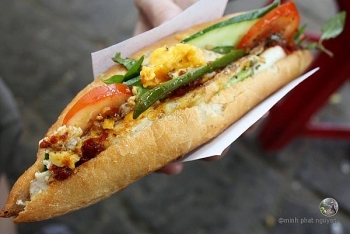 distinctive features making vietnams banh my an one of a kind sandwich with video