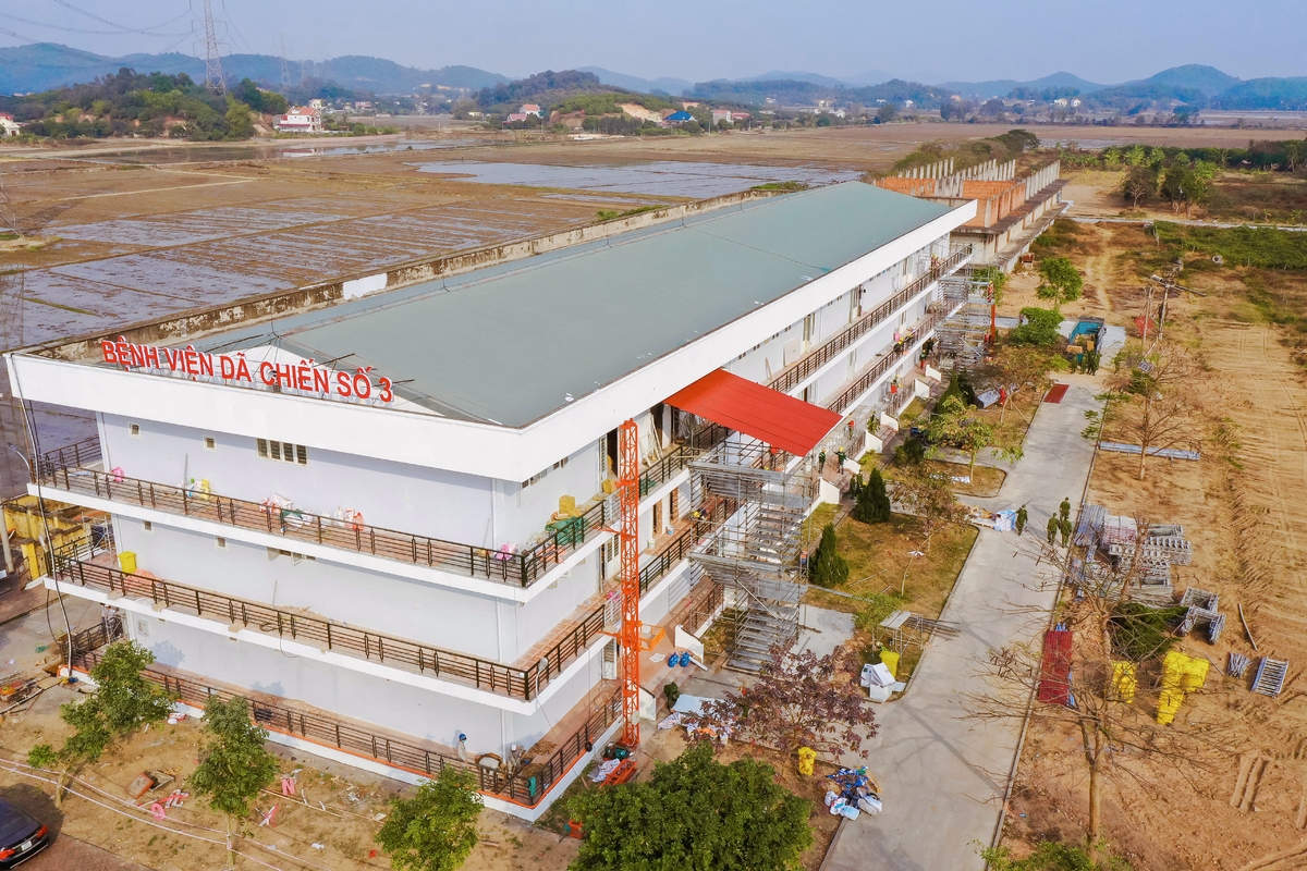 Hai Duong's third field hospital established at 'lightning speed'