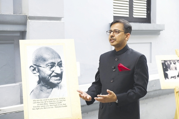 foreigners shares heartfelt impressions of vietnam