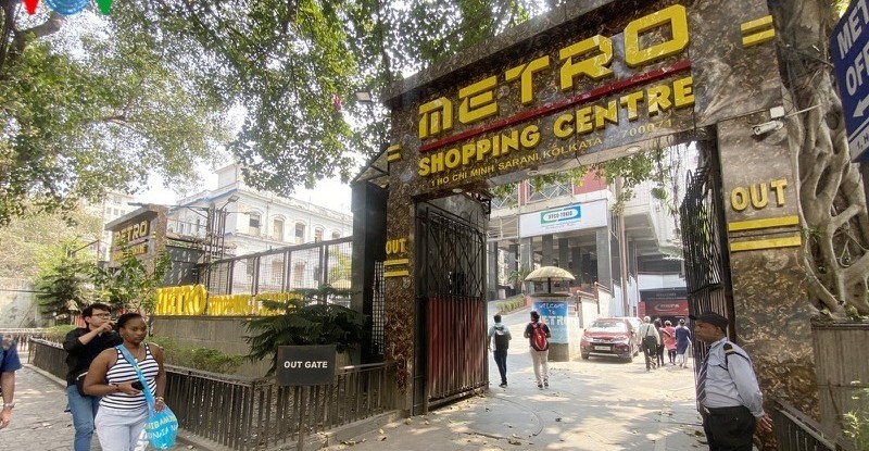 india names its central street for president ho chi minh