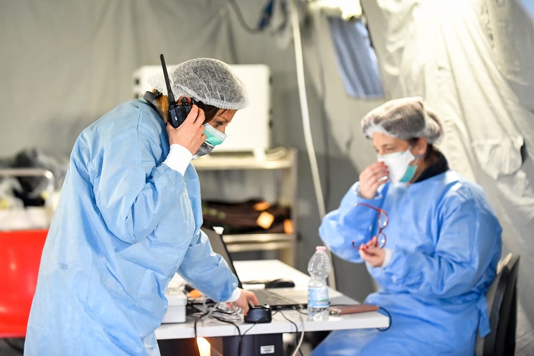 coronavirus live update today us tops the world in total infections and death tolls uk prime minister discharged from hospital