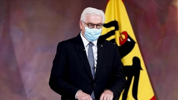 world breaking news today april 2 german president receives astrazeneca vaccine
