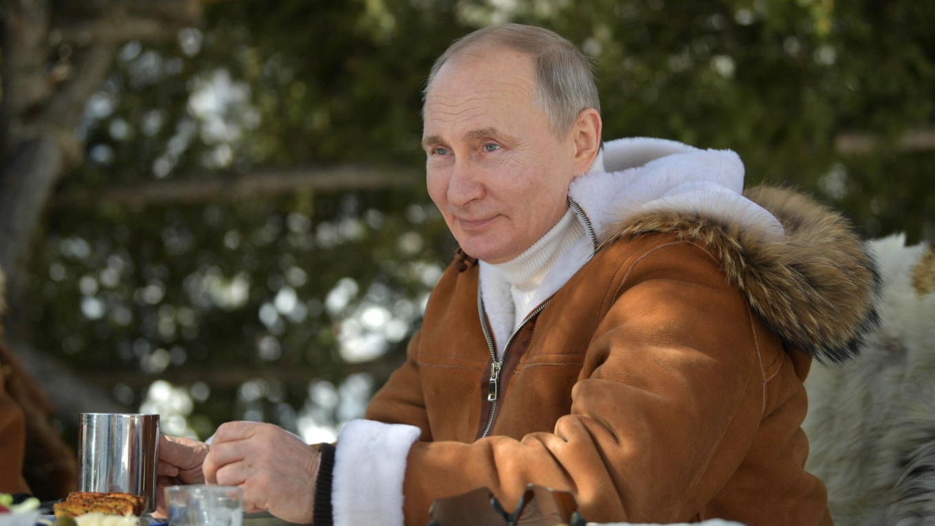 world breaking news today april 4 putin named russias hottest man